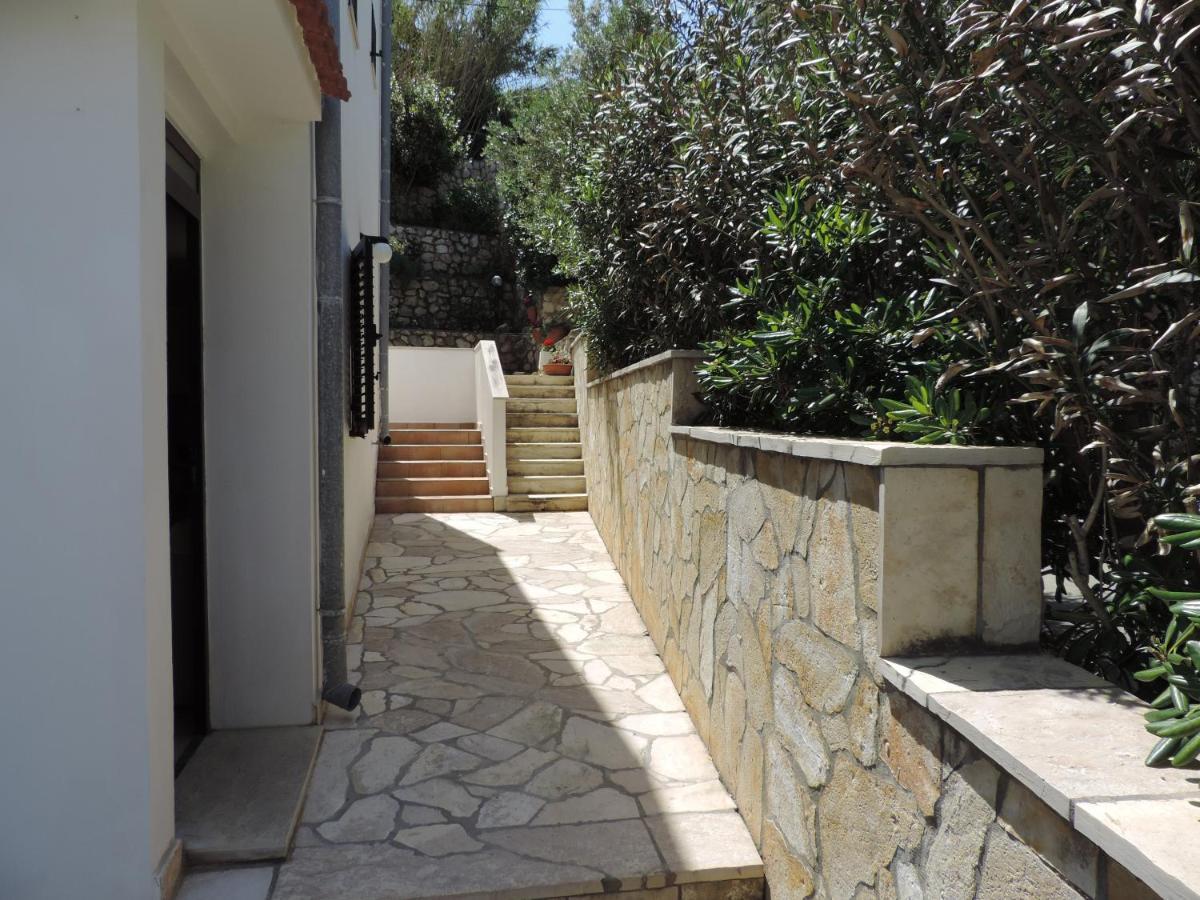 Apartmani Lavanda Pag Town Bagian luar foto