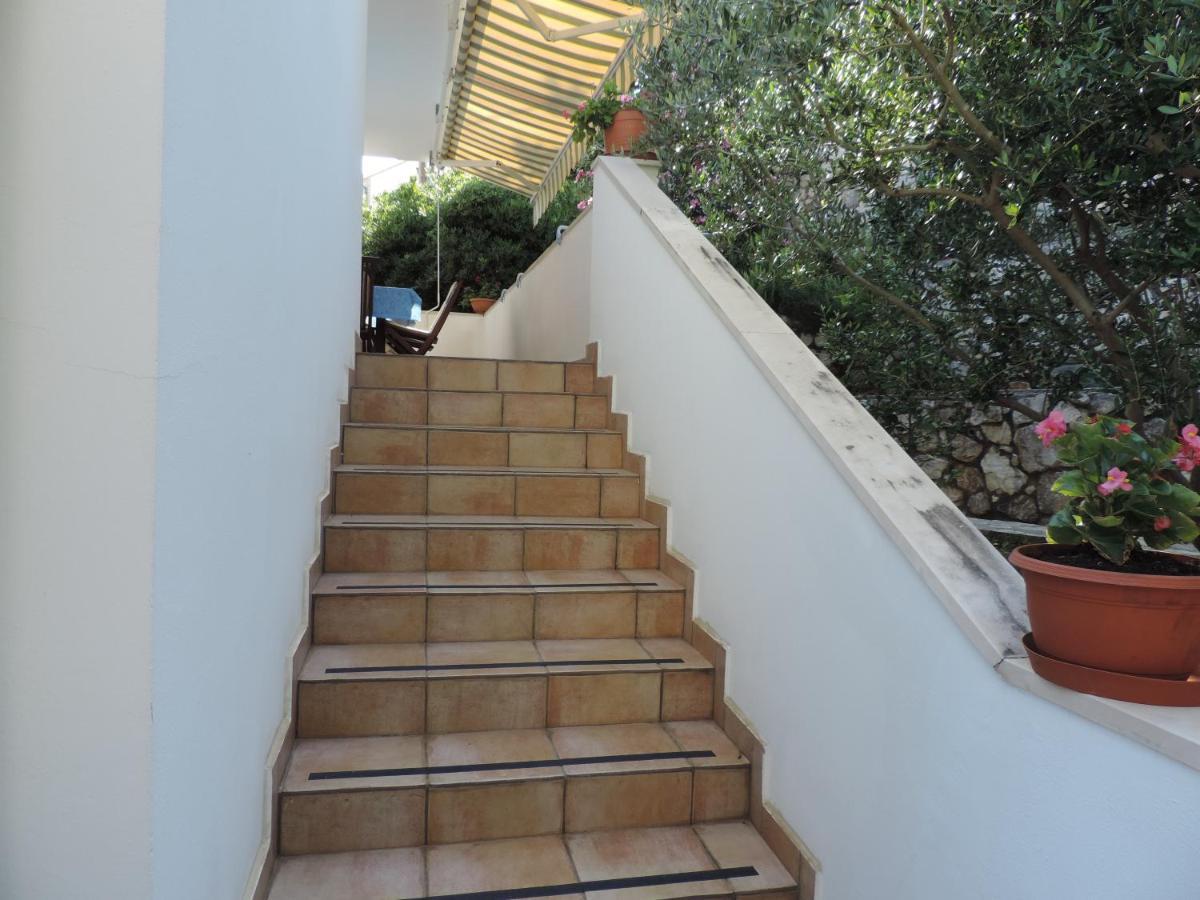 Apartmani Lavanda Pag Town Bagian luar foto