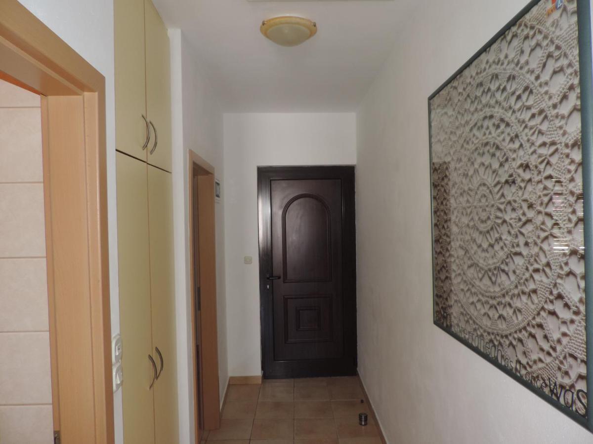 Apartmani Lavanda Pag Town Ruang foto
