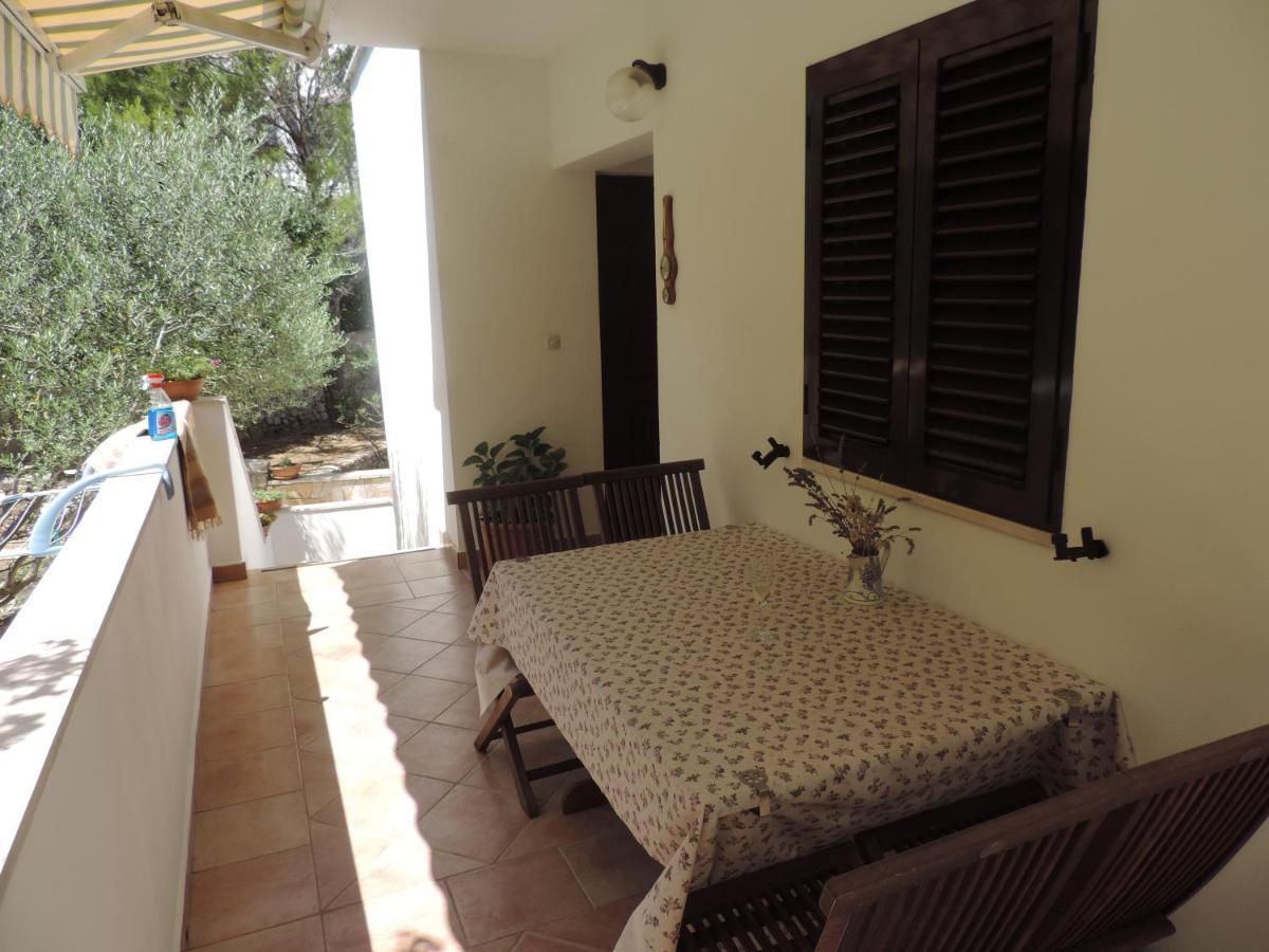 Apartmani Lavanda Pag Town Ruang foto