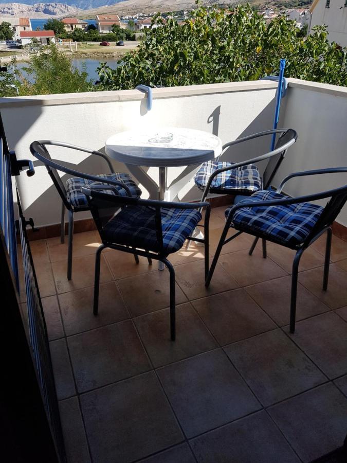 Apartmani Lavanda Pag Town Ruang foto