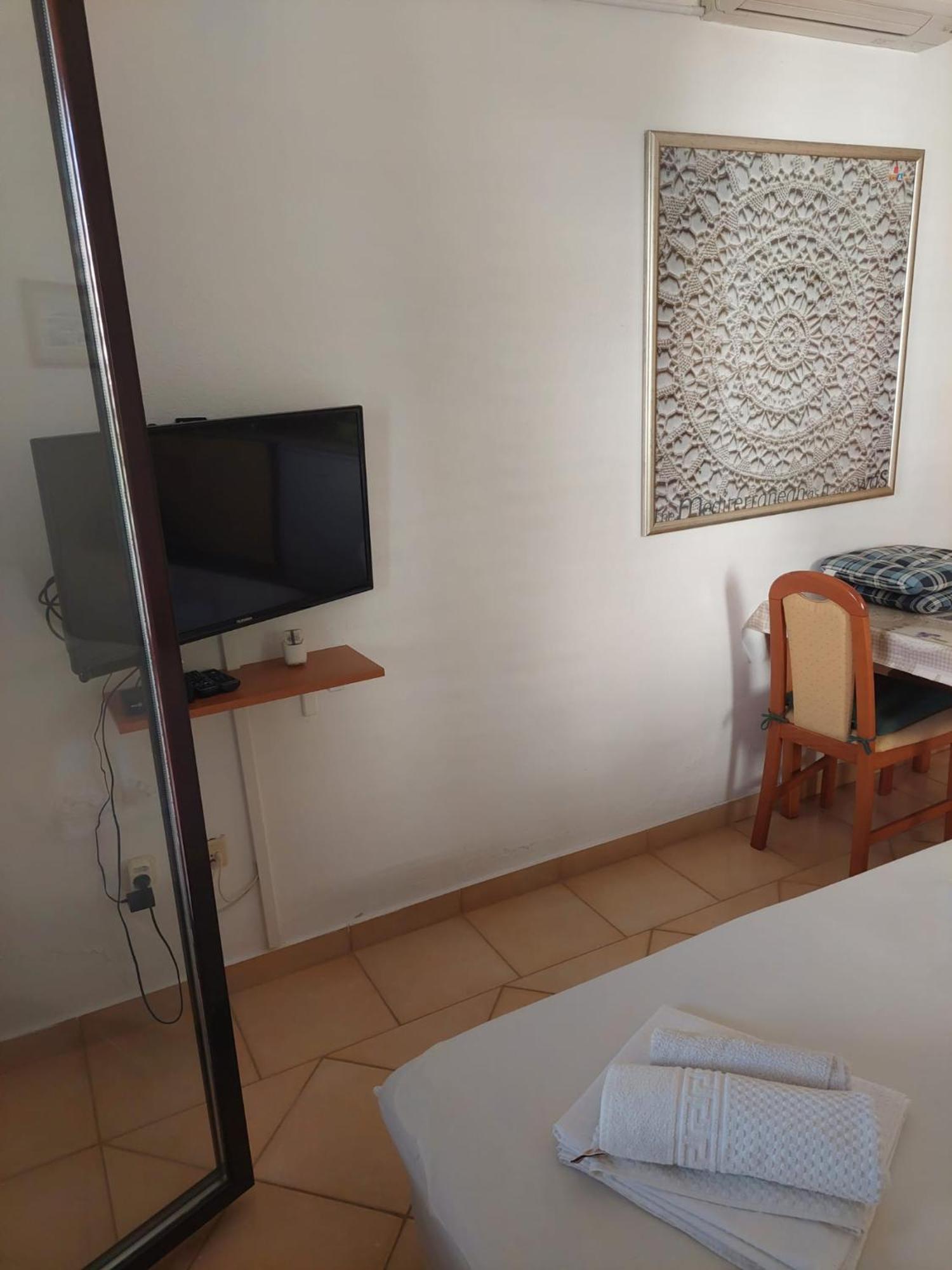 Apartmani Lavanda Pag Town Ruang foto