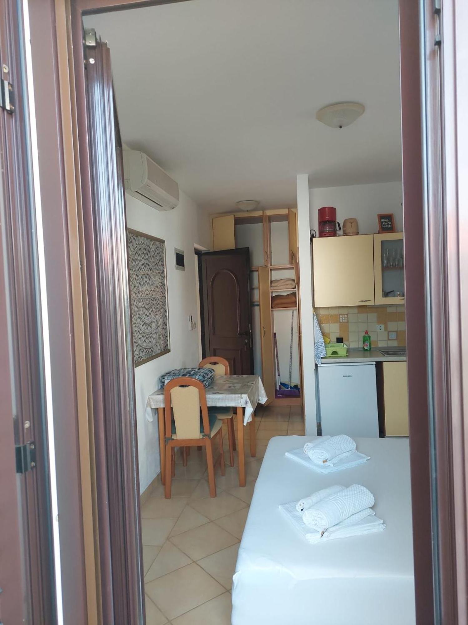 Apartmani Lavanda Pag Town Ruang foto