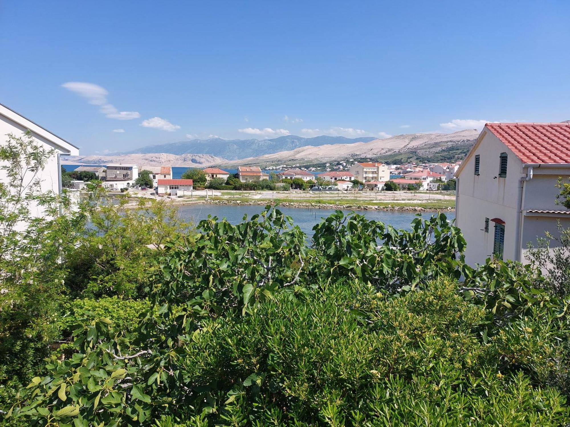 Apartmani Lavanda Pag Town Ruang foto
